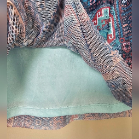 Bobbie Brooks Sheer Yoke Aqua Blue Pink Mesh Sleeveless Boho Blouse - Picture 4 of 9